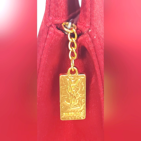 NWOT Yves Saint Laurent- parfume red satin cosmetic pouch-makeup,perfume,jewelry - Picture 4 of 8